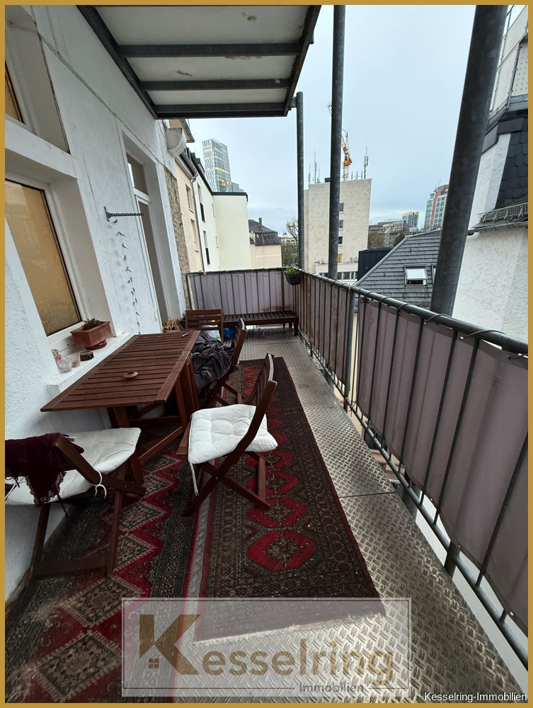 Balkon 12qm Etagenwohnung Frankfurt am Main / Nordend-West